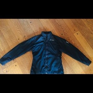 ARCTERYX womens windstopper coat